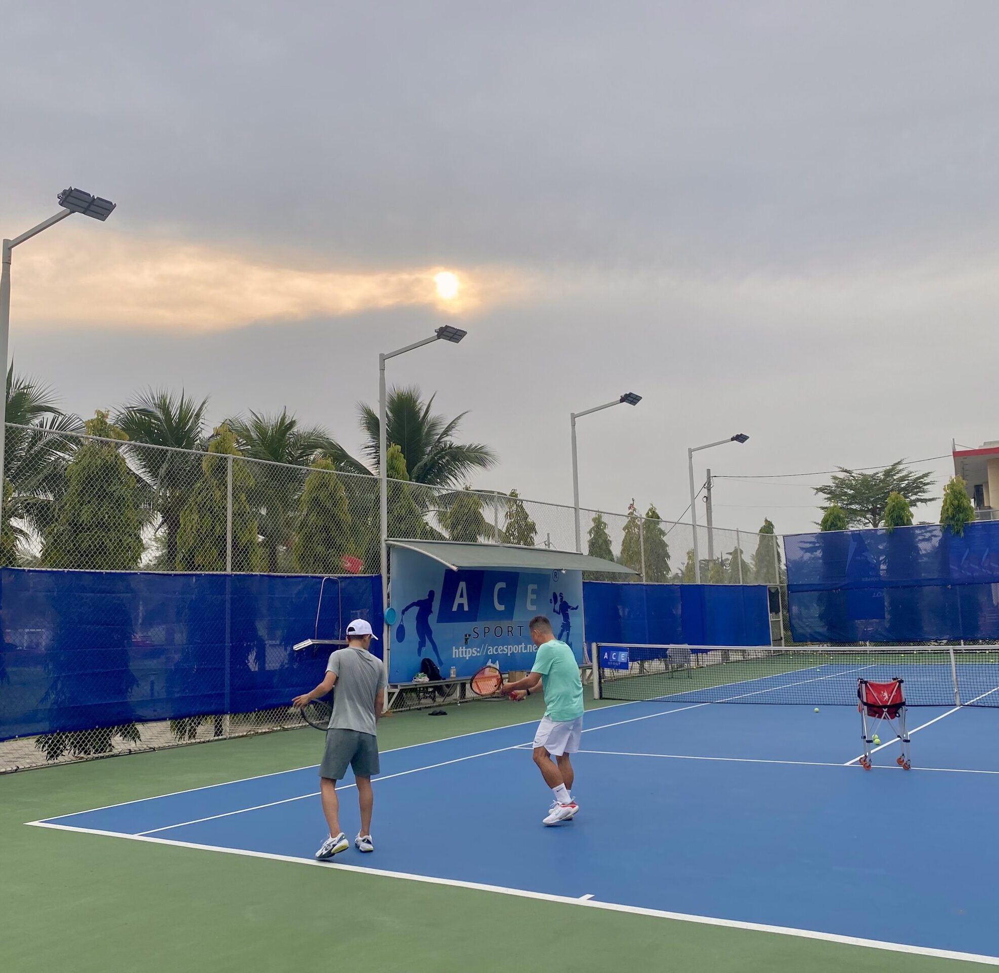 Học tennis nâng cao